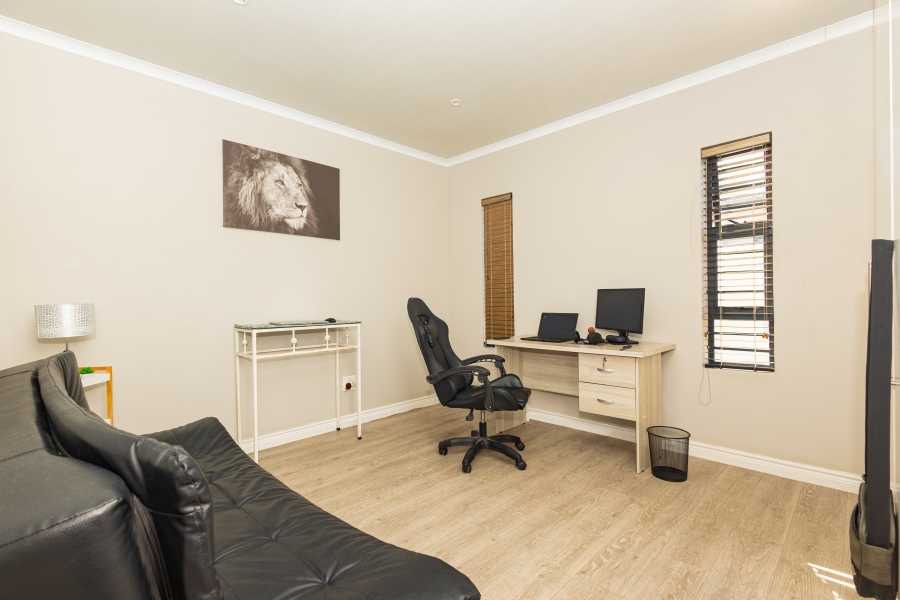 3 Bedroom Property for Sale in Marinda Park Western Cape